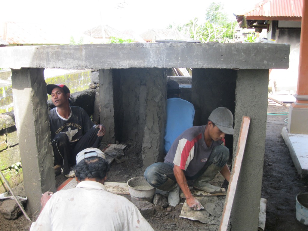 Building the water tank at SD2 Pelaga, June 2012